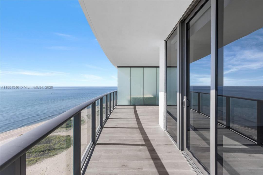 1116 N Ocean Blvd 1404, Pompano Beach, פלורידה 33062, ארצות הברית של אמריקה 