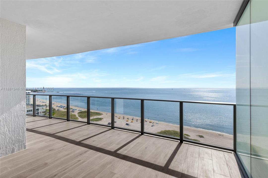 1116 N Ocean Blvd 1404, Pompano Beach, פלורידה 33062, ארצות הברית של אמריקה 