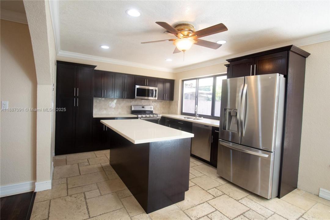 8544 Long Acre Dr, Miramar, Florida 33025, HOA KỲ