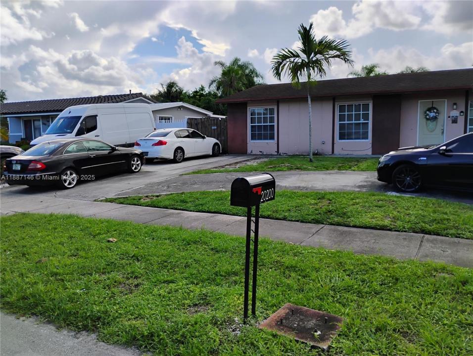 20200 NW 33rd Ave, Miami Gardens, Florida 33056, HOA KỲ