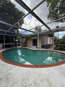 1200 NE 128th St 0, North Miami, Florida 33161, USA