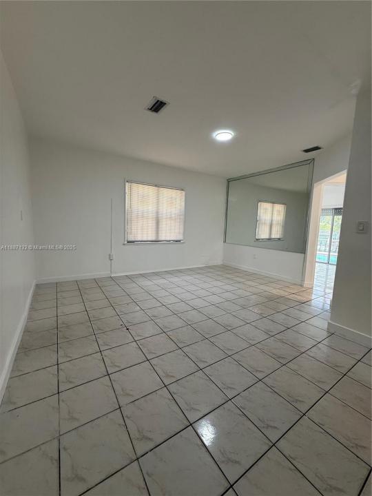 1200 NE 128th St 0, North Miami, Floride 33161, États-Unis