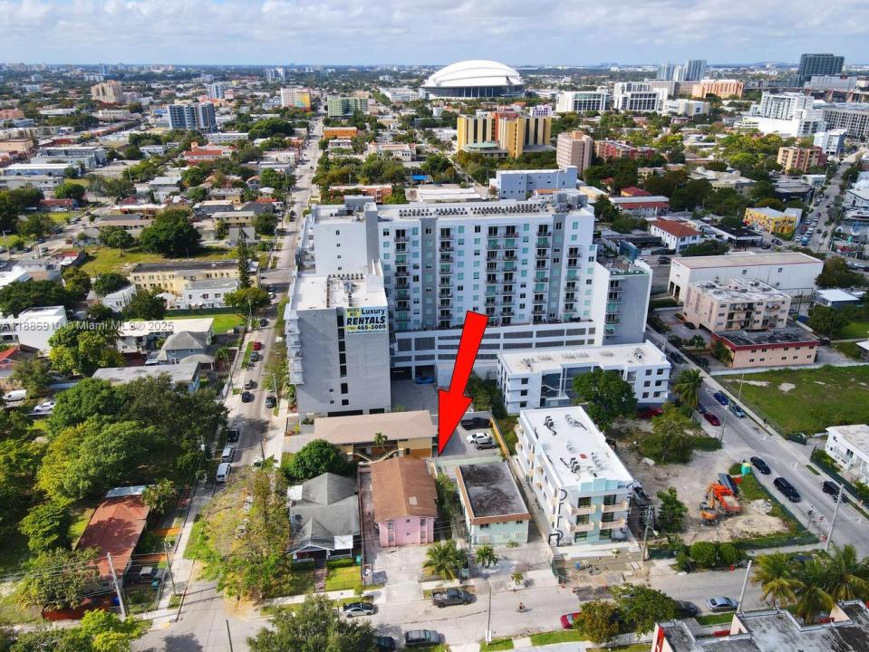 212 NW 7th Ave, Miami, פלורידה 33128, ארצות הברית של אמריקה