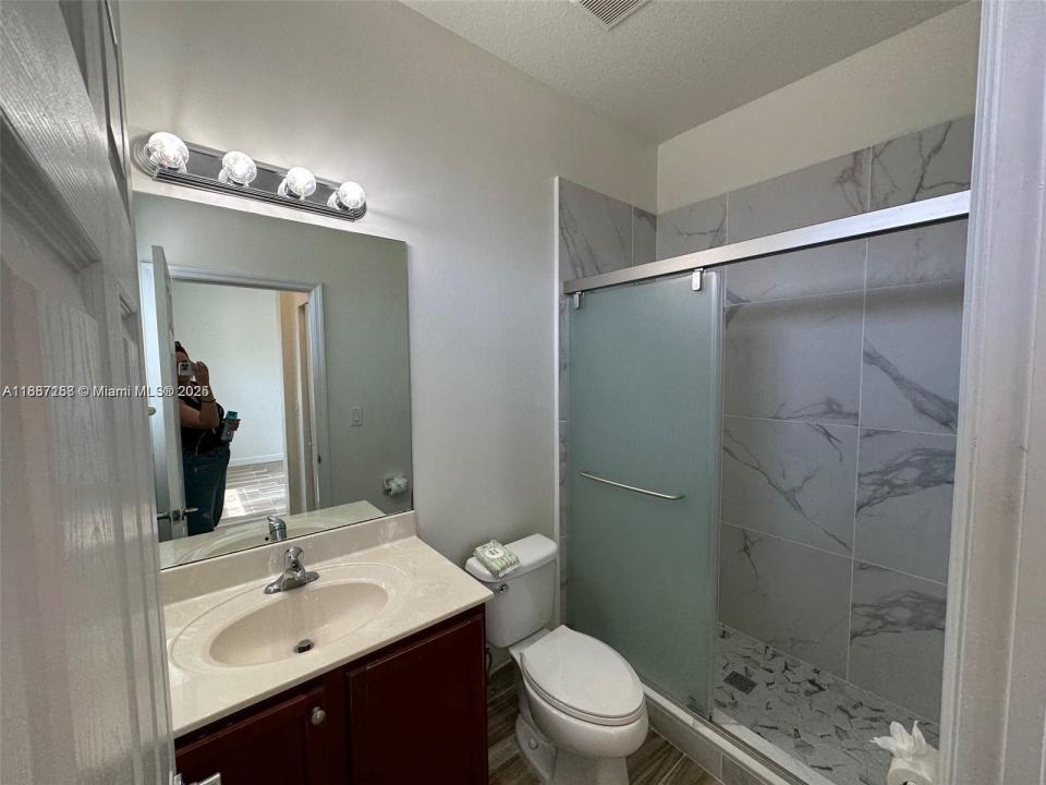 9153 SW 227th St 1, Cutler Bay, Florida 33190, Estados Unidos