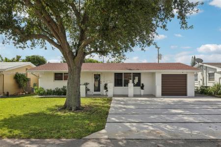 7952 Shalimar St, Miramar, Florida 33023, USA