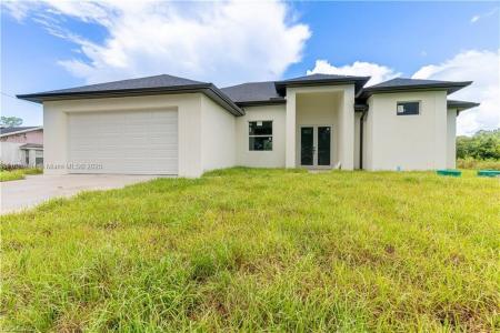 615 8th Ave, Lehigh Acres, Florida 33972, USA