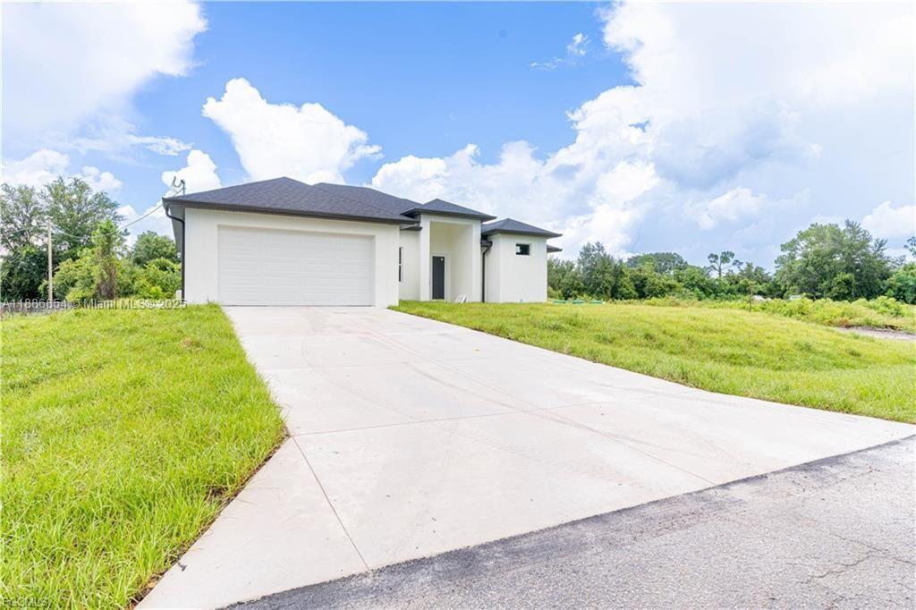 615 8th Ave, Lehigh Acres, 佛羅里達州 33972, 美國