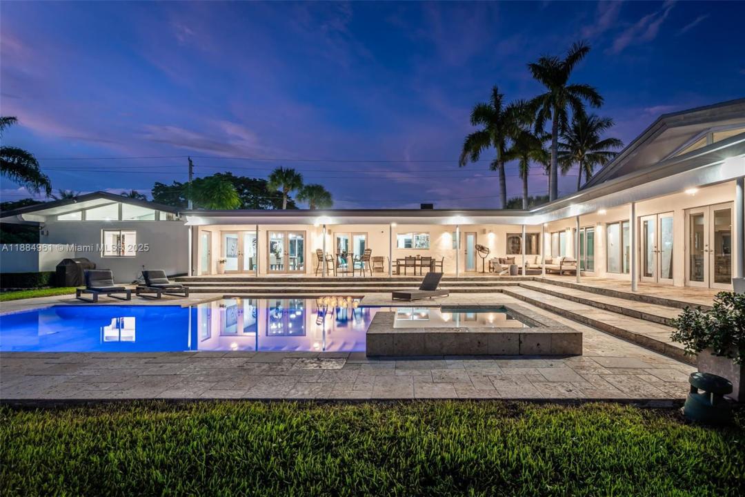 7550 SW 60th St, Miami, Floryda 33143, USA