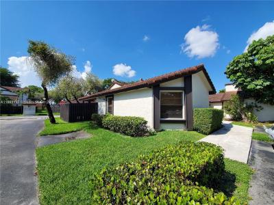 14965 SW 49th Ln 3H, Miami, Florida 33185, USA
