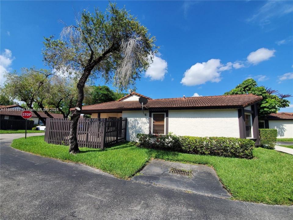 14965 SW 49th Ln 3H, Miami, Floride 33185, États-Unis