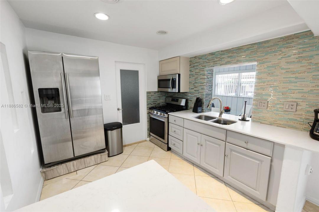 6541 NW 24th St, Sunrise, Flórida 33313, Estados Unidos