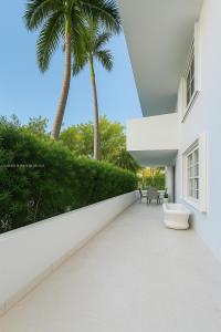 199 Ocean Lane Dr 115, Key Biscayne, Florida 33149, USA