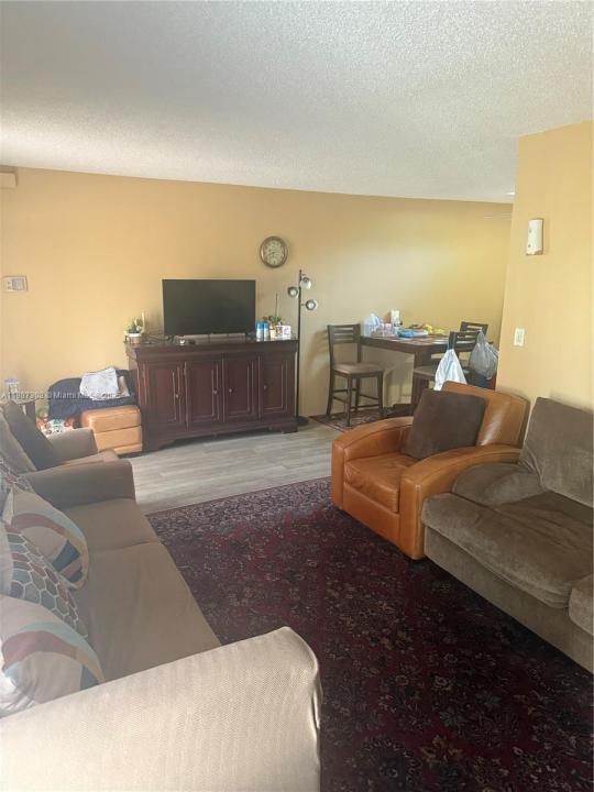 2061 NW 56th Ave 29-C, Lauderhill, 佛罗里达州 33313, 美国