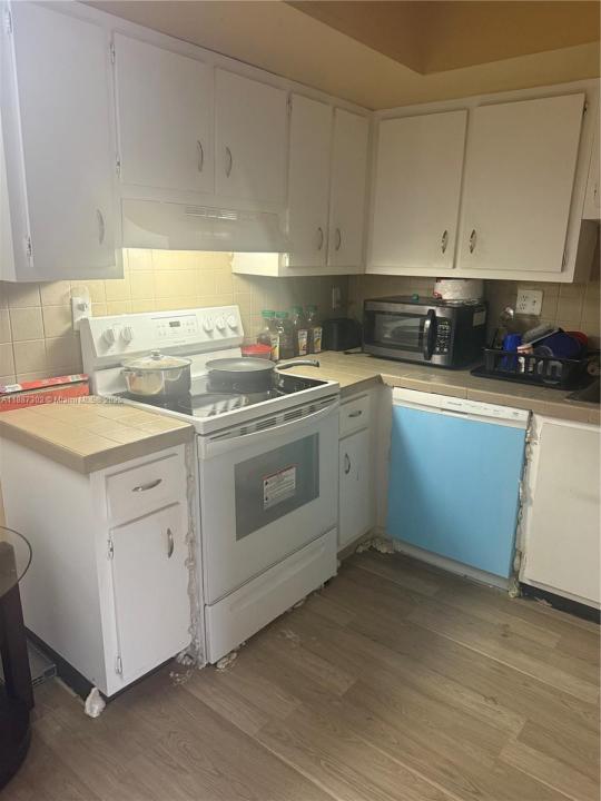 2061 NW 56th Ave 29-C, Lauderhill, 佛罗里达州 33313, 美国