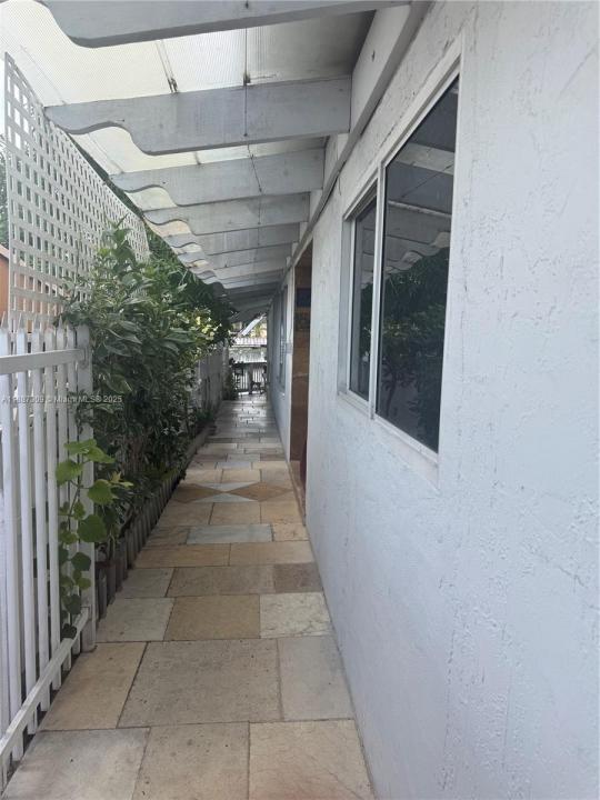 7643 NW South River Dr, Medley, Florida 33166, Estados Unidos