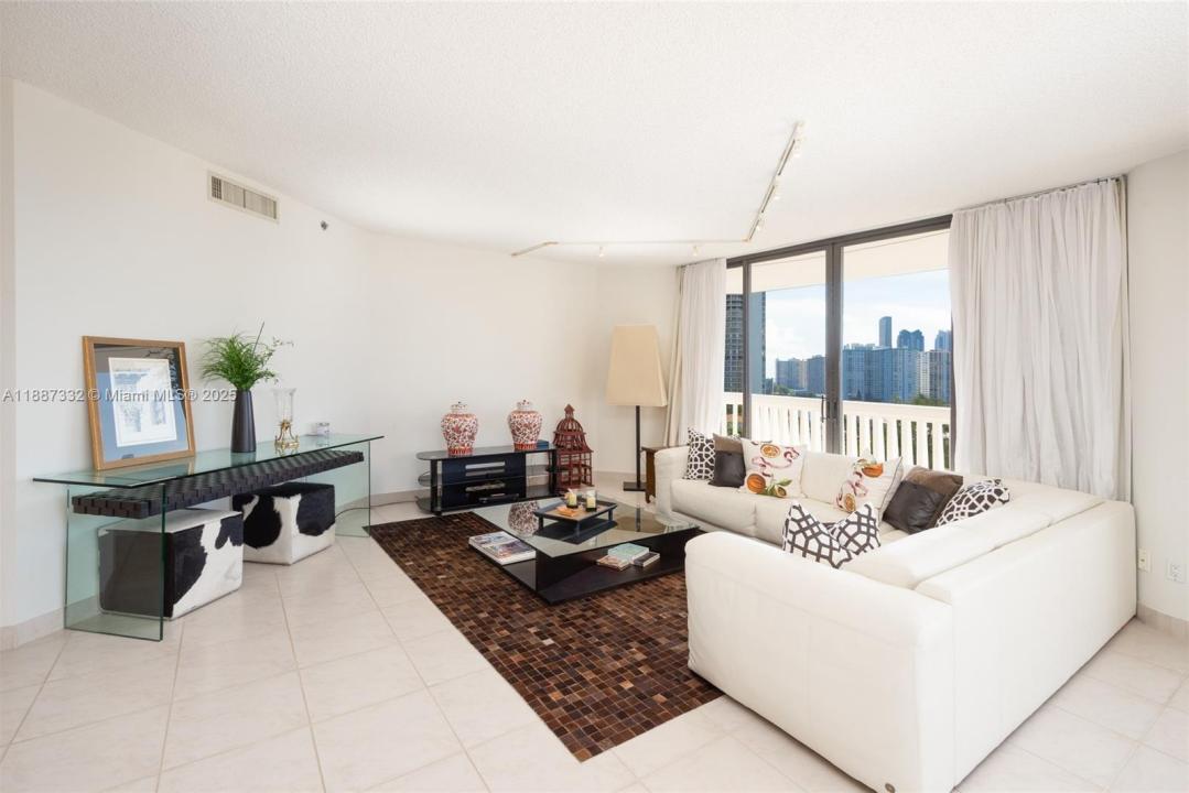 2000 Island Blvd 1002, Aventura, Флорида 33160, Соединенные Штаты