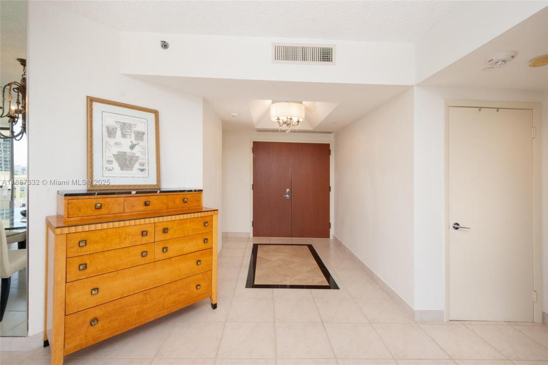 2000 Island Blvd 1002, Aventura, Флорида 33160, Соединенные Штаты