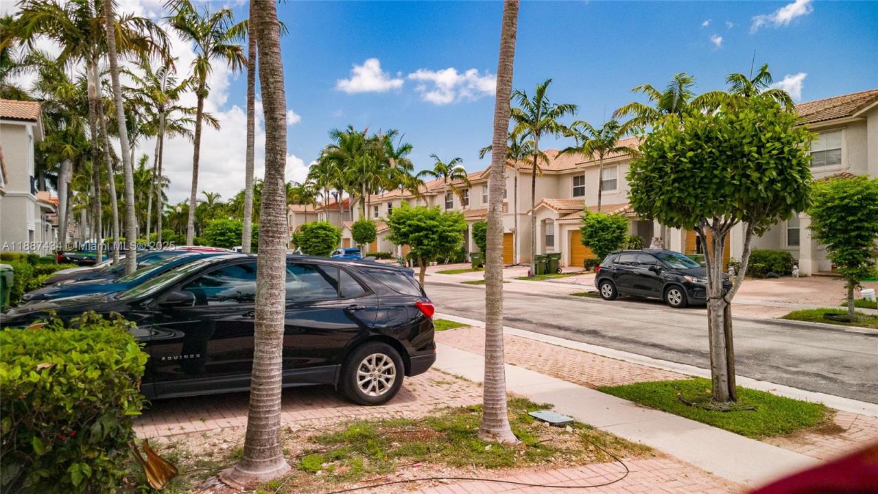 1030 NE 42nd Ave, Homestead, Floride 33033, États-Unis