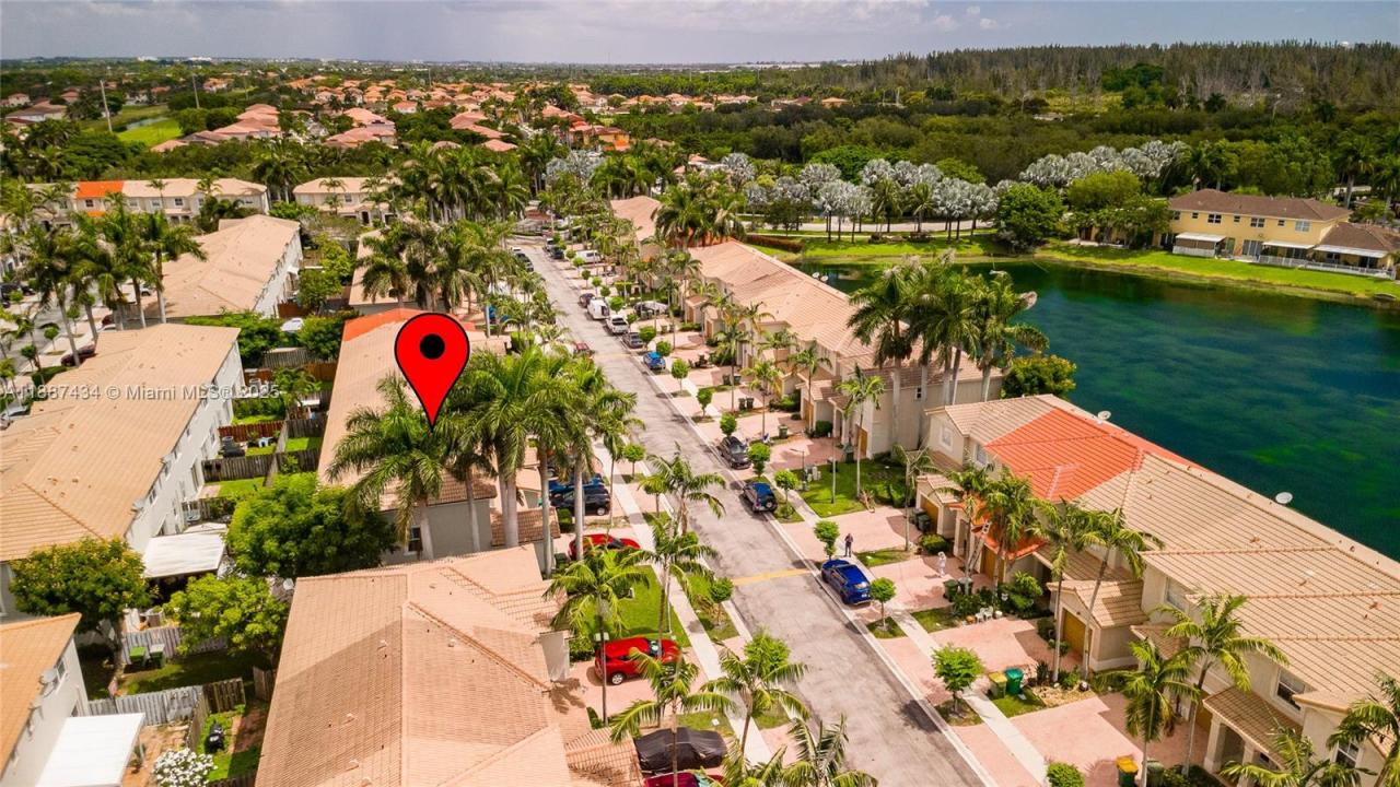 1030 NE 42nd Ave, Homestead, Floride 33033, États-Unis