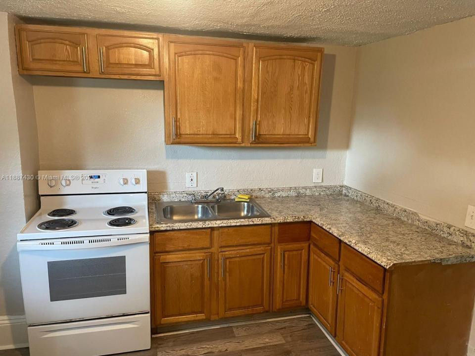 1129 Grothe St, Jacksonville, Флорида 32209, Соединенные Штаты