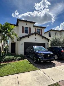 3214 W 97th St, Hialeah, Florida 33018, USA