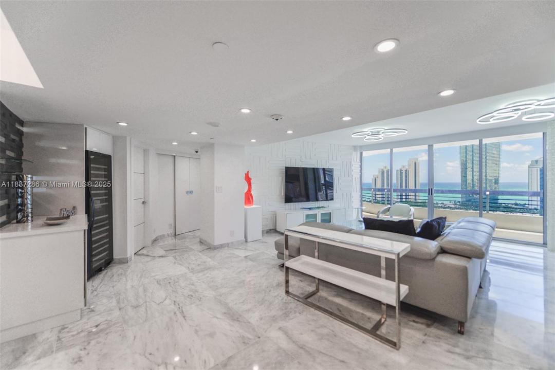 19195 Mystic Pointe Dr 2707, Aventura, 佛羅里達州 33180, 美國