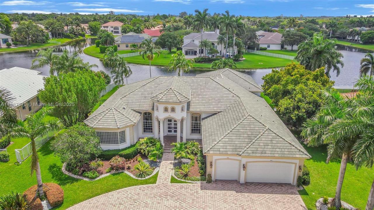 3250 W Stonebrook Cir, Davie, Флорида 33330, Соединенные Штаты