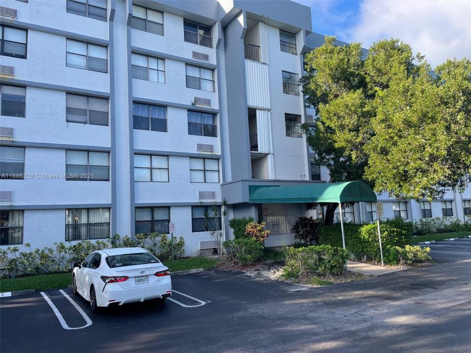 2401 Riverside Dr 514-B, Coral Springs, 플로리다 33065, 미국