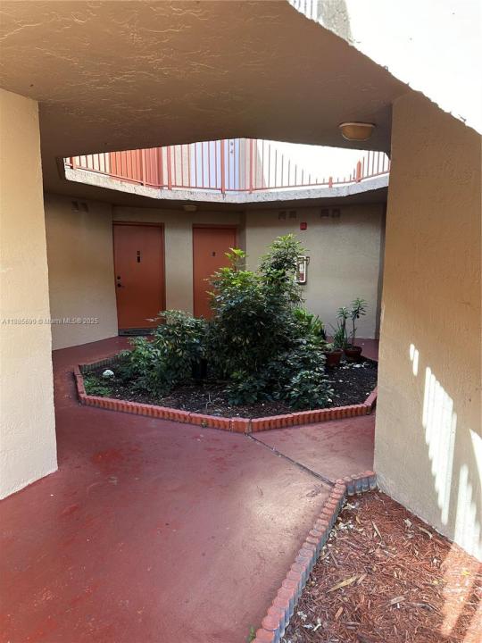 10245 NW 9th St Cir 111-9, Miami, 佛罗里达州 33172, 美国