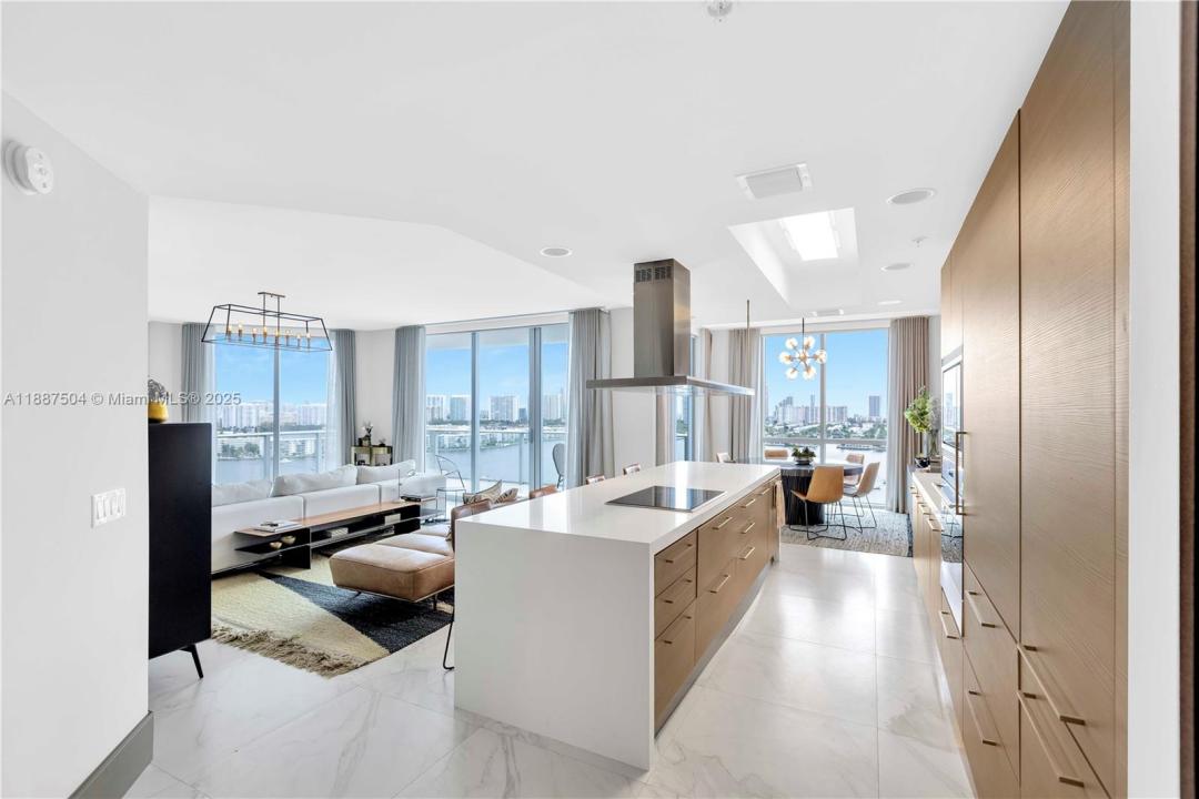 17111 Biscayne Blvd 1709, North Miami Beach, Florida 33160, Estados Unidos