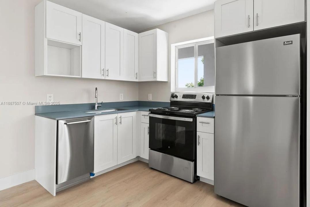 1101 NE 80th St 208, Miami, Floryda 33138, USA