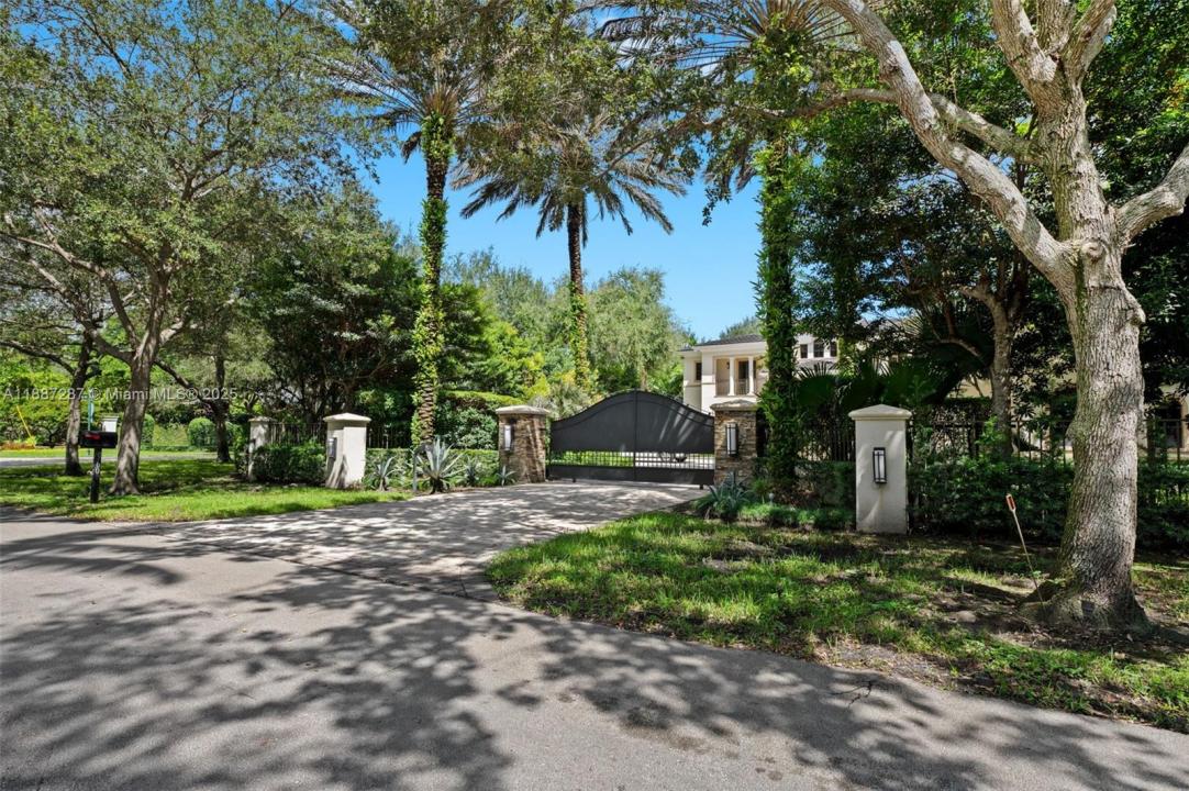 9601 SW 60 CT, Pinecrest, 佛罗里达州 33156, 美国