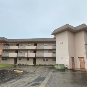 1200 Tallwood Ave 102, Hollywood, Florida 33021, USA
