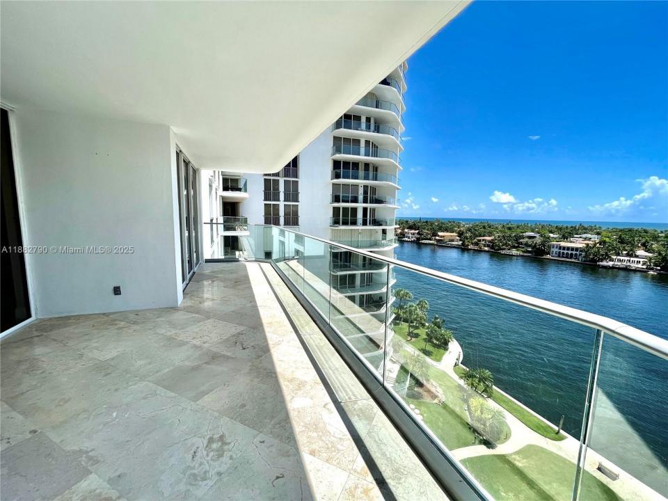 19707 Turnberry Way 10E, Aventura, Floride 33180, États-Unis