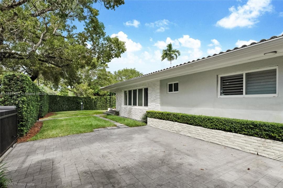 1545 Siena Ave, Coral Gables, 佛罗里达州 33146, 美国