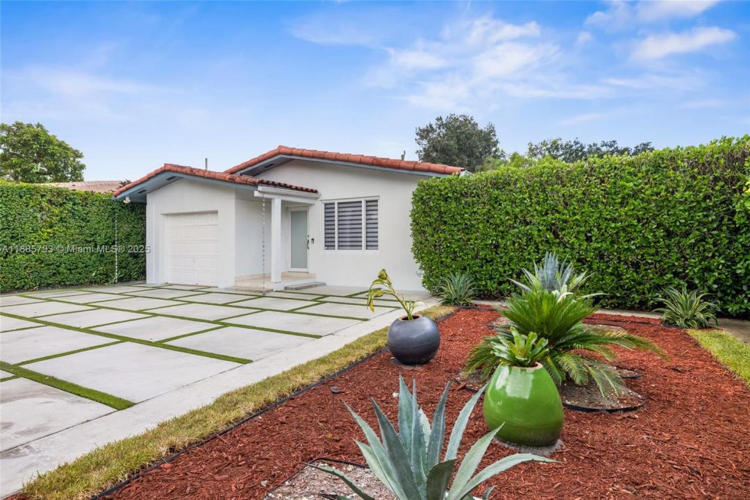 2121 Red Rd, Coral Gables, 佛罗里达州 33155, 美国