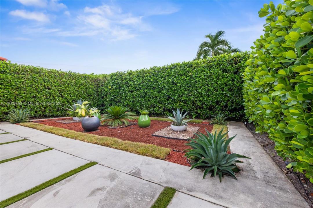 2121 Red Rd, Coral Gables, 佛罗里达州 33155, 美国