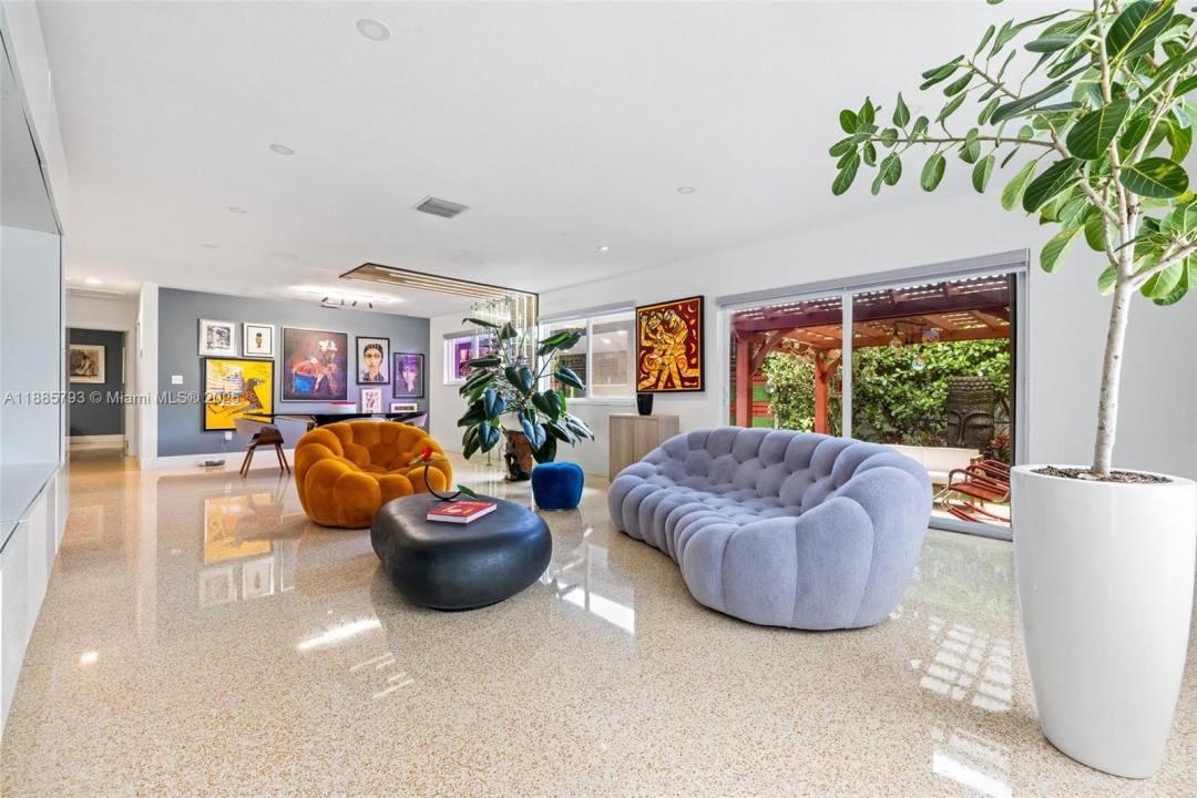 2121 Red Rd, Coral Gables, 佛罗里达州 33155, 美国