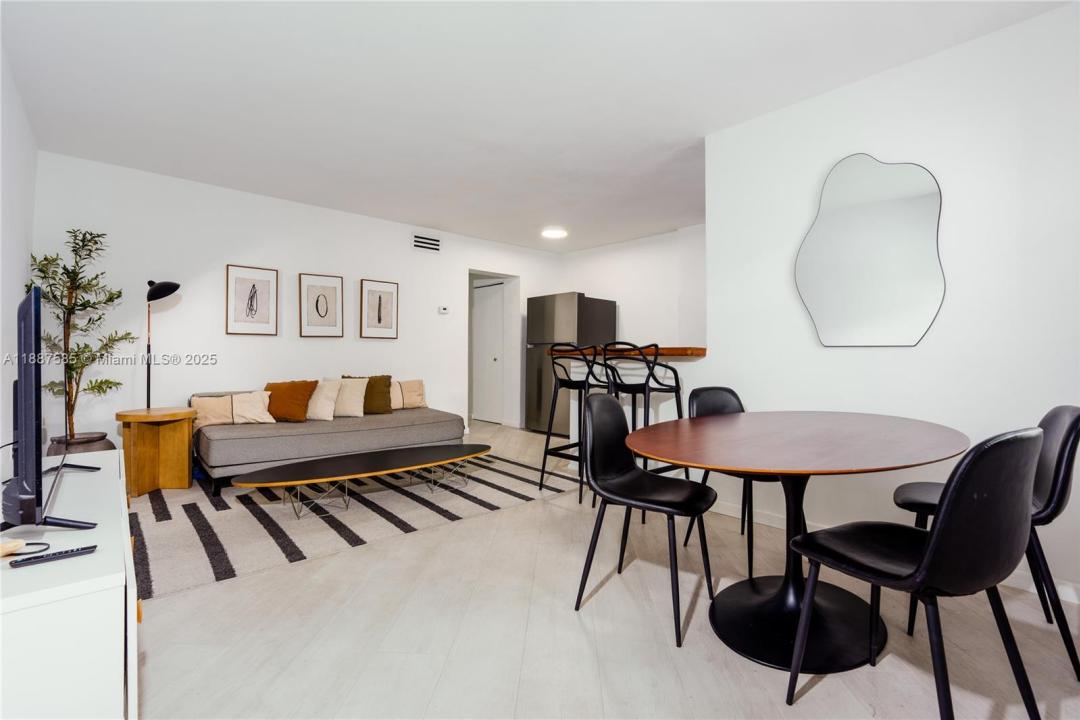 525 Meridian Ave 203, Miami Beach, Florida 33139, Stati Uniti