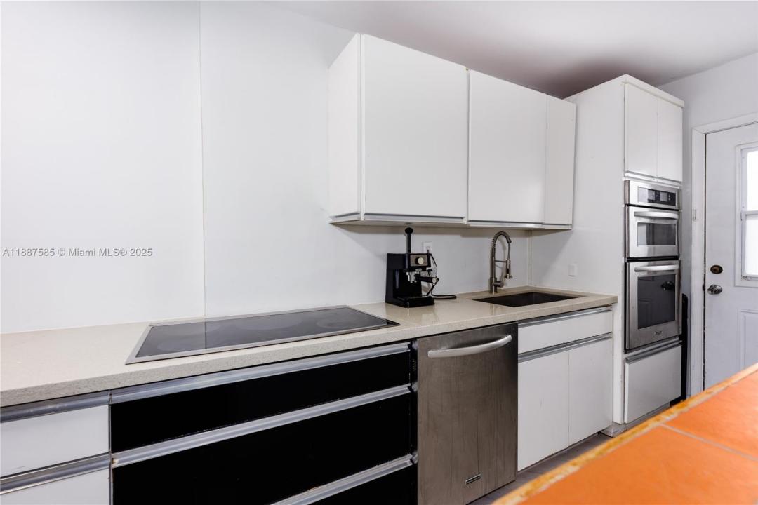525 Meridian Ave 203, Miami Beach, Florida 33139, Stati Uniti