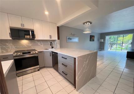 1801 NW 75th Ave 309, Plantation, Florida 33313, USA