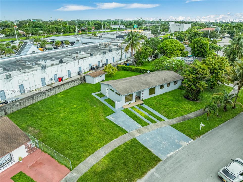 7945 SW 9th Ter, Miami, Florida 33144