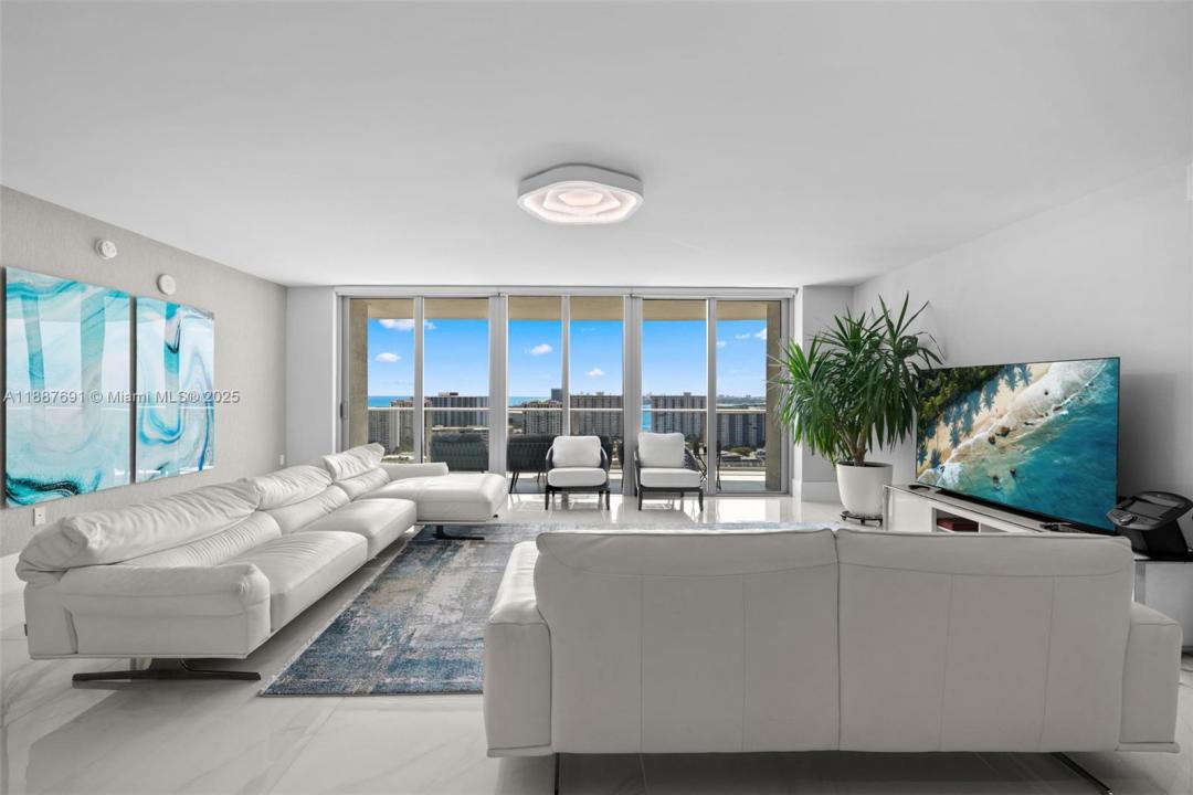 330 Sunny Isles Blvd 5-2204, Sunny Isles Beach, Florida 33160, HOA KỲ