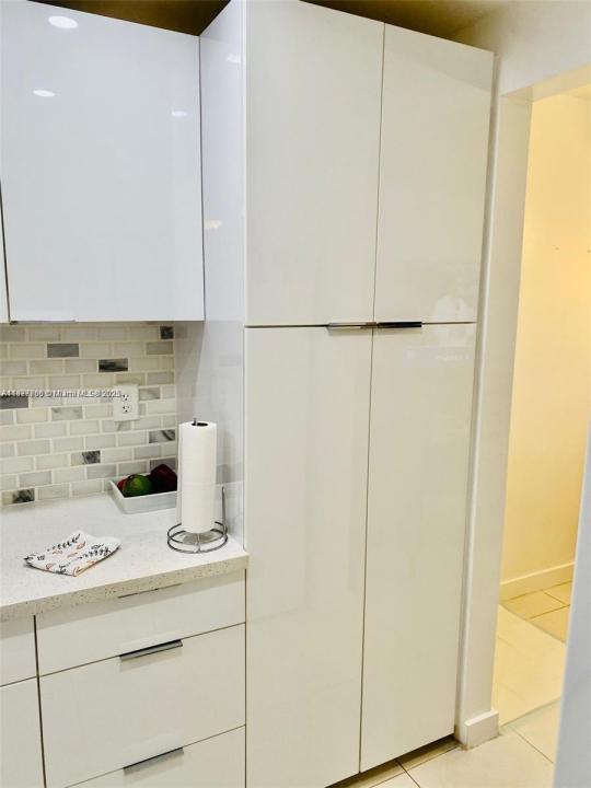 10000 NW 80 CT 2565, Hialeah Gardens, Florida 33016