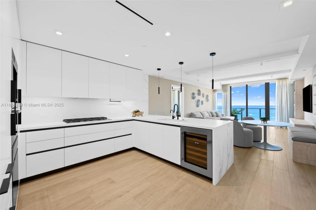 1116 N Ocean Blvd 1805, Pompano Beach, Floride 33062, États-Unis