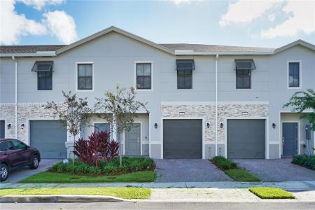 848 NW 3rd Way, Pompano Beach, Florida 33060, USA