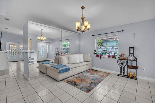 3251 W 70th St, Hialeah, 佛羅里達州 33018, 美國