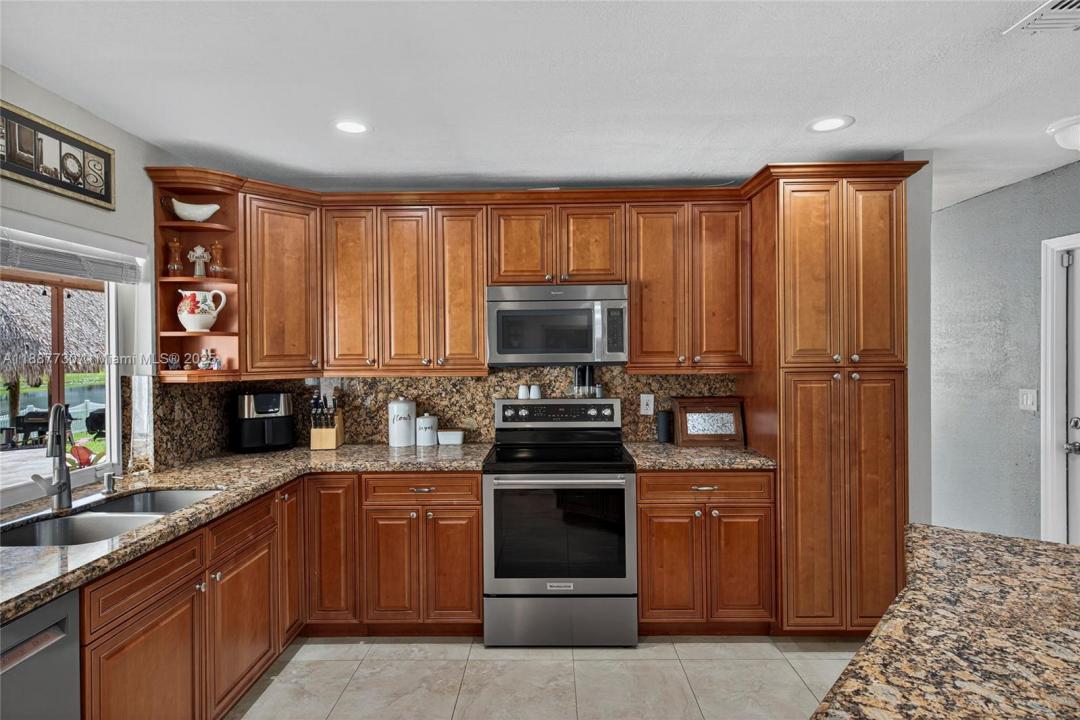 10751 SW 26th Ct, Davie, פלורידה 33328, ארצות הברית של אמריקה 