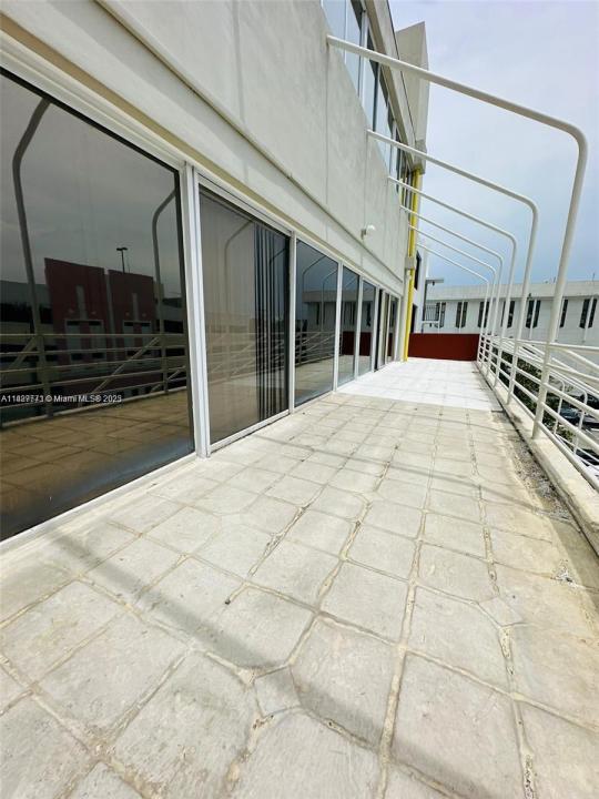 1160 Kane Concourse, Bay Harbor Islands, 佛羅里達州 33154, 美國