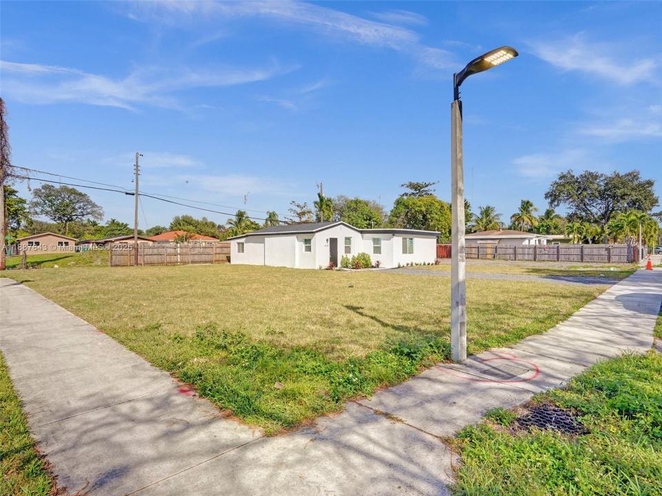 6147 SW 40th St, Miramar, Florida 33023, Estados Unidos